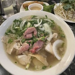 Beef and chicken pho
