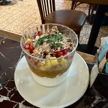 Karravaan - pomegranate yogurt parfait - Middle Eastern Near Me - Washington, DC, District of Columbia
