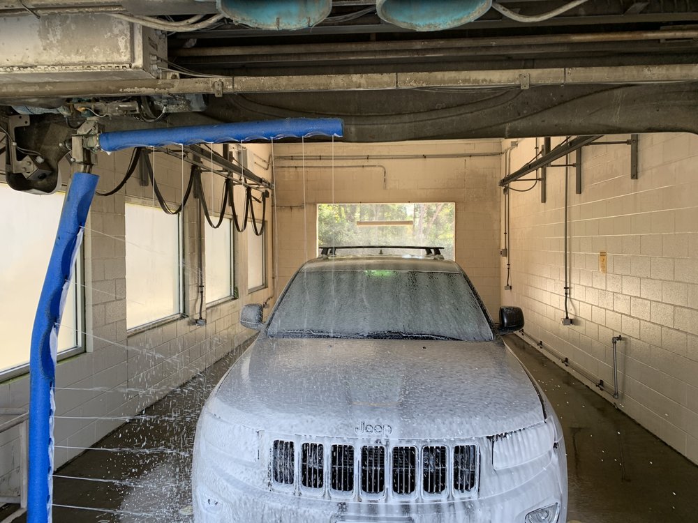 GRAND PRIX AUTO WASH Updated April 2024 17 Photos 8281