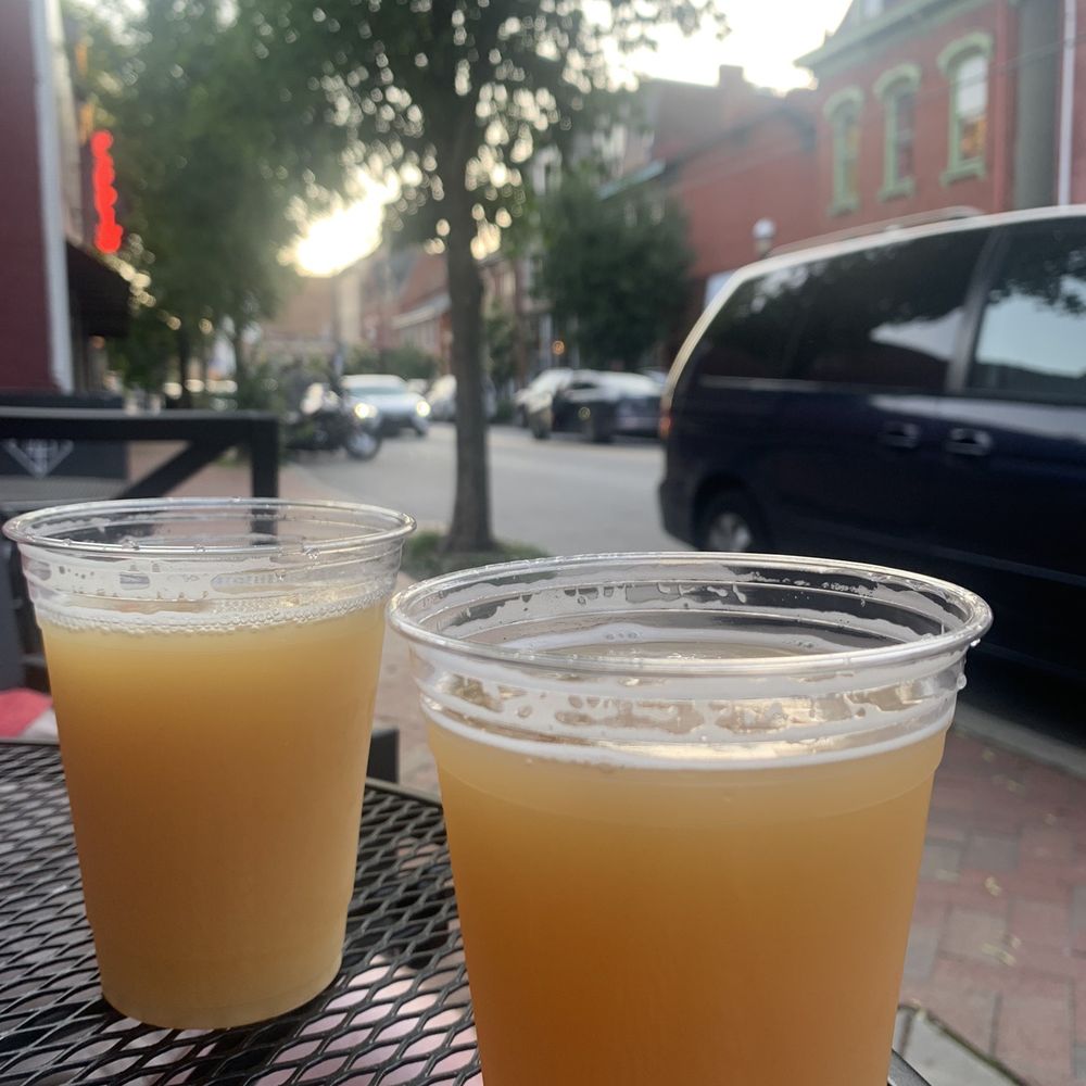 Four Points Brewing - Yay beer - Breweries Near Me - Pittsburgh, Pennsylvania