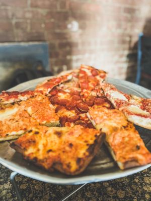 Artichoke Basille's Pizza by null