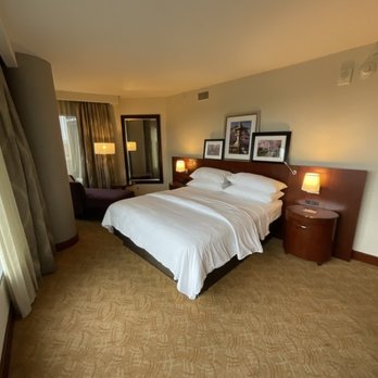 JW Marriott Grand Rapids - Room 2204 - Hotels Near Me - Grand Rapids, Michigan JW Marriott Grand Rapids - Room 2204 - Hotels Near Me - Grand Rapids, Michigan