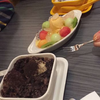 Sweet Kingdom - Desserts Near Me - Allston, Massachusetts