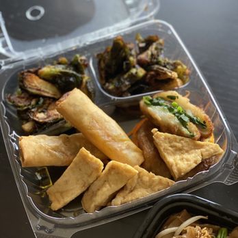 Thai and I - Vegetarian appetizer platter - Thai Near Me - Shrewsbury, Massachusetts Thai and I - Vegetarian appetizer platter - Thai Near Me - Shrewsbury, Massachusetts