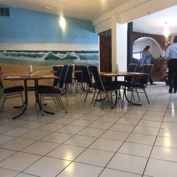 Chela - Dining room - Seafood Near Me - Rosarito, BCN