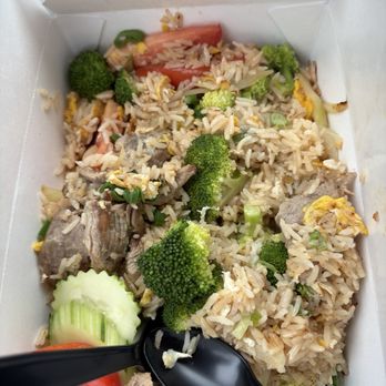 Bay View Thai Kitchen - Beef Thai fried rice - Thai Near Me - Depoe Bay, Oregon Bay View Thai Kitchen - Beef Thai fried rice - Thai Near Me - Depoe Bay, Oregon