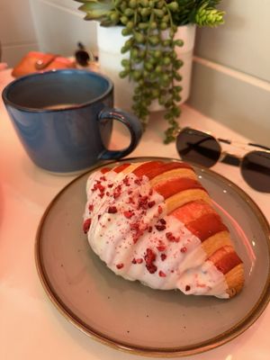 Desserts by Clement by null