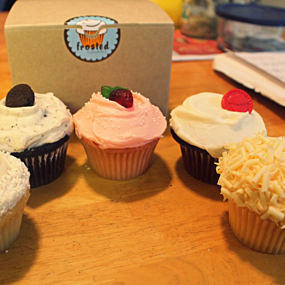 Frosted Cupcakery - $2.95 for one - Bakeries Near Me - Long Beach, California