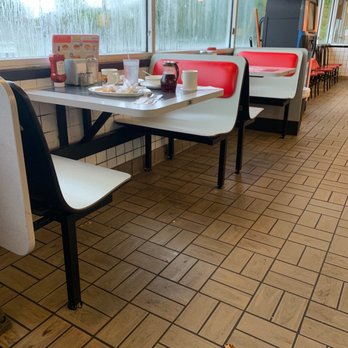 Waffle House - Dirty table - Diners Near Me - Pace, Florida Waffle House - Dirty table - Diners Near Me - Pace, Florida