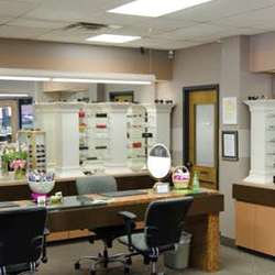 Bohn, Joseph & Swan Eye Center & Optical Boutique