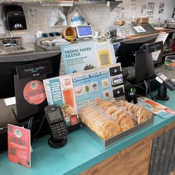 Tropical Smoothie Cafe