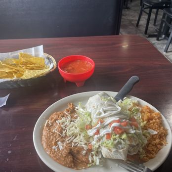 Fajita Grill - Burrito lunch special for $8 - Mexican Near Me - Valparaiso, Indiana Fajita Grill - Burrito lunch special for $8 - Mexican Near Me - Valparaiso, Indiana