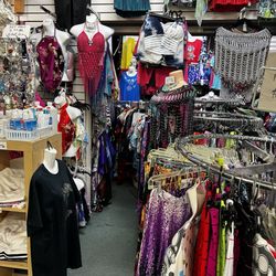Maingate At Flea Market Prices