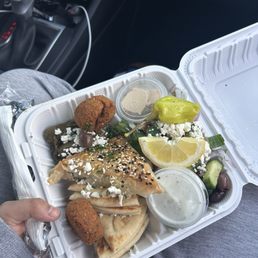 27. Vegetarian Plate 27. Vegetarian Plate