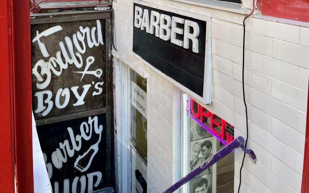 Bedford Boy's Barber Shop Logo