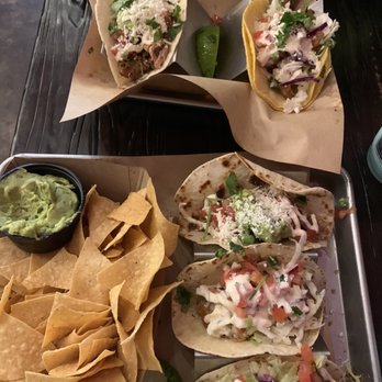 Doce Taqueria - Pollo Taco Americano Taco Fish Taco Chips N Guac - Food Trucks Near Me - Pittsburgh, Pennsylvania