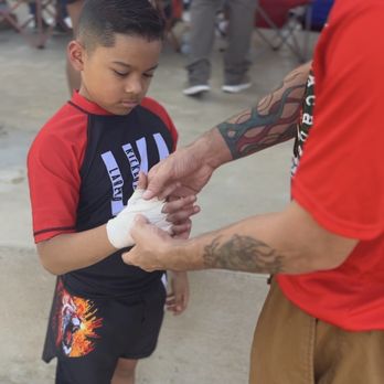Laredo Kickboxing Academy - Kickboxing Near Me - Laredo, Texas Laredo Kickboxing Academy - Kickboxing Near Me - Laredo, Texas