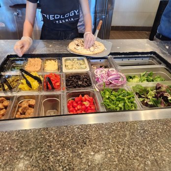 Pieology Pizzeria - Veggie toppings - Pizza Near Me - Aiea, Hawaii Pieology Pizzeria - Veggie toppings - Pizza Near Me - Aiea, Hawaii