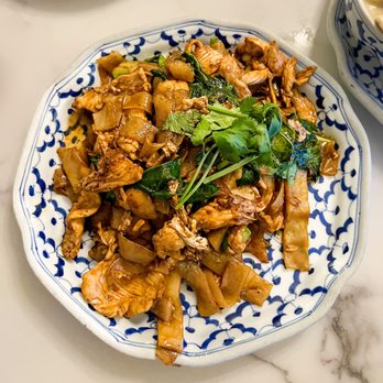 Kin Dee - Pad See Ew - Thai Near Me - Houston, Texas