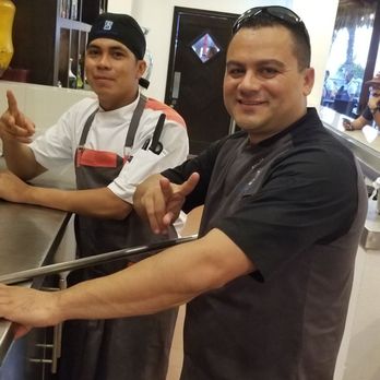 Estrella Restaurante - Chef Omar directing his day to day operation - Mexican Near Me - Cabo San Lucas, BCS