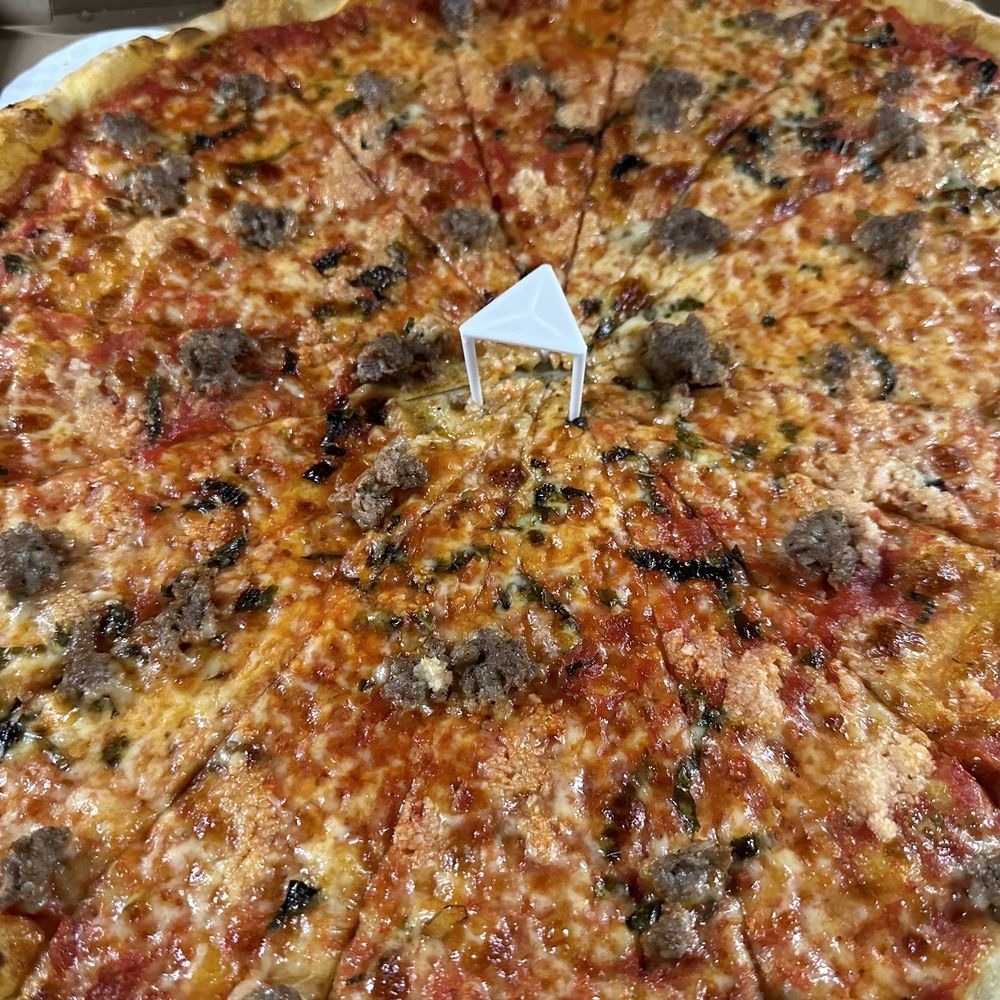 Prime Pizza - Pizza Near Me - Altadena, California Prime Pizza - Pizza Near Me - Altadena, California