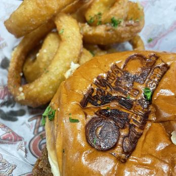 The Gripper Kitchen - Chicken Gripper - Fast Food Near Me - Pearland, Texas