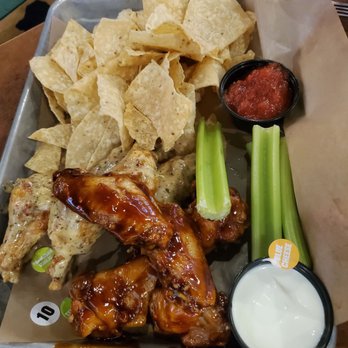 Buffalo Wild Wings - Garlic parmesan wings, teriyaki wings - Chicken Wings Near Me - Tucson, Arizona Buffalo Wild Wings - Garlic parmesan wings, teriyaki wings - Chicken Wings Near Me - Tucson, Arizona