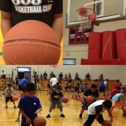 808 Basketball Club - Boys and girls learns dribbling  techniques.