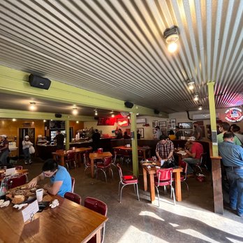 Franklin Barbecue - Barbeque Near Me - Austin, Texas