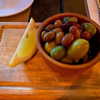 Tabaré Williamsburg - Marinated Castelvetrano Olives - Latin American Near Me - Brooklyn, New York Tabaré Williamsburg - Marinated Castelvetrano Olives - Latin American Near Me - Brooklyn, New York