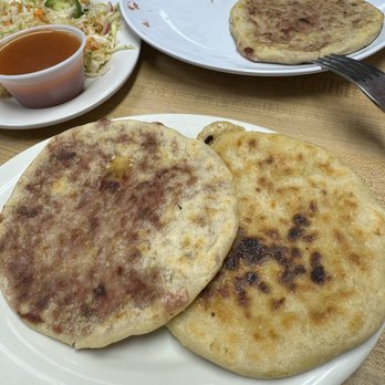 Mirna Latino Kitchen - Pupusas with fixings - Latin American Near Me - Stafford, Virginia Mirna Latino Kitchen - Pupusas with fixings - Latin American Near Me - Stafford, Virginia