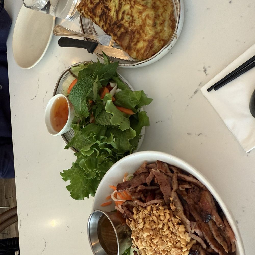 Em Vietnamese Bistro - Pork vermicelli and crepe - Vietnamese Near Me - Brooklyn, New York Em Vietnamese Bistro - Pork vermicelli and crepe - Vietnamese Near Me - Brooklyn, New York