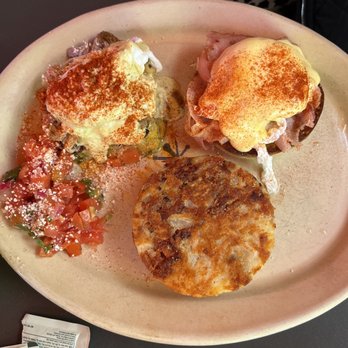 Snooze, an A.M. Eatery - Ham Benedict III - Breakfast & Brunch Near Me - Tustin, California