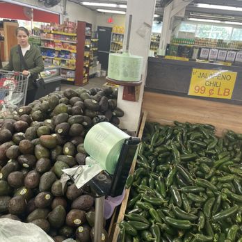 DIAMOND FRESH FARMERS MARKET - Updated October 2025 - 696 Photos & 360 ...