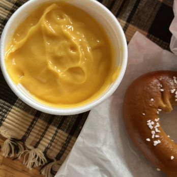 Dalton Dari-Ette - Soft pretzel cheese - American Near Me - Dalton, Ohio