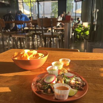 Xingones Cantina  - Street Tacos - Tacos Near Me - Oakland, California