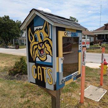 Cats Elementary Free Library - Cats Elementary Free Library, Clinton - Community Book Box Near Me - Clinton, Indiana Cats Elementary Free Library - Cats Elementary Free Library, Clinton - Community Book Box Near Me - Clinton, Indiana