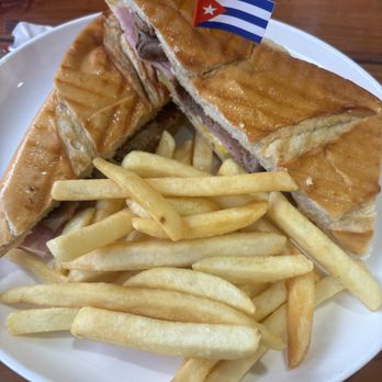 Cubanitas Kitchen - Sandwich Cubano - Cuban Near Me - Glendale, Arizona