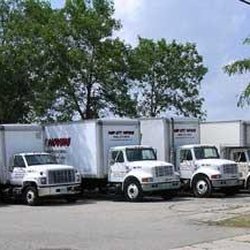 Mad City Moving - truckss