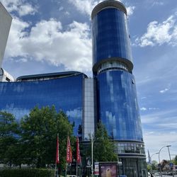 SELECT HOTEL