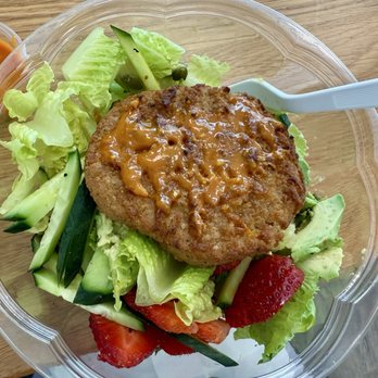 Plantiful Superfoods - Plant Goddess Salad with Chik'n Patty and Goji Mango Habanero dressing - Juice Bars & Smoothies Near Me - Lynnwood, Washington Plantiful Superfoods - Plant Goddess Salad with Chik'n Patty and Goji Mango Habanero dressing - Juice Bars & Smoothies Near Me - Lynnwood, Washington