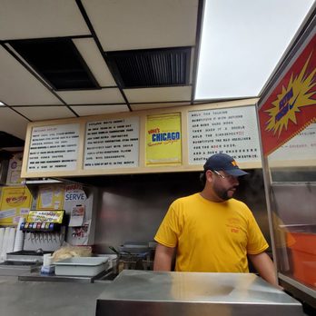 Lulu's Hot Dogs - Nike "Sport Changes Everything" Pop-Up - Burgers Near Me - Chicago, Illinois