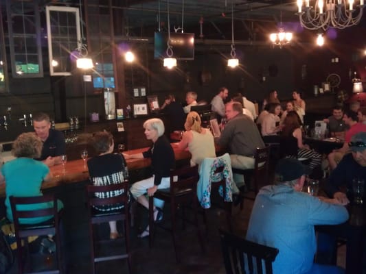 VESSEL TAPHOUSE by null