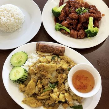 Basil House - General tso's chicken, chicken rice plate - Thai Near Me - Texas City, Texas