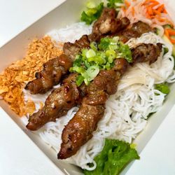 Grilled Pork Vermicelli Bowl