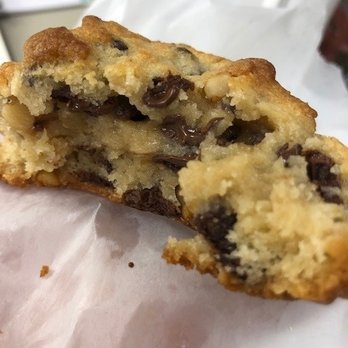 Levain Bakery - Chocolate Chip Walnut - Bakeries Near Me - New York, New York