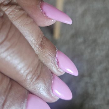 Lillian's Nails - Uneven polish - Nail Salons Near Me - New Carrollton, Maryland