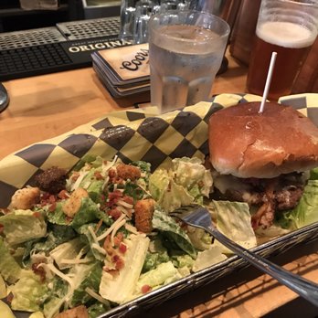 Eddie Burger + Bar - Burgers Near Me - Banff, Alberta