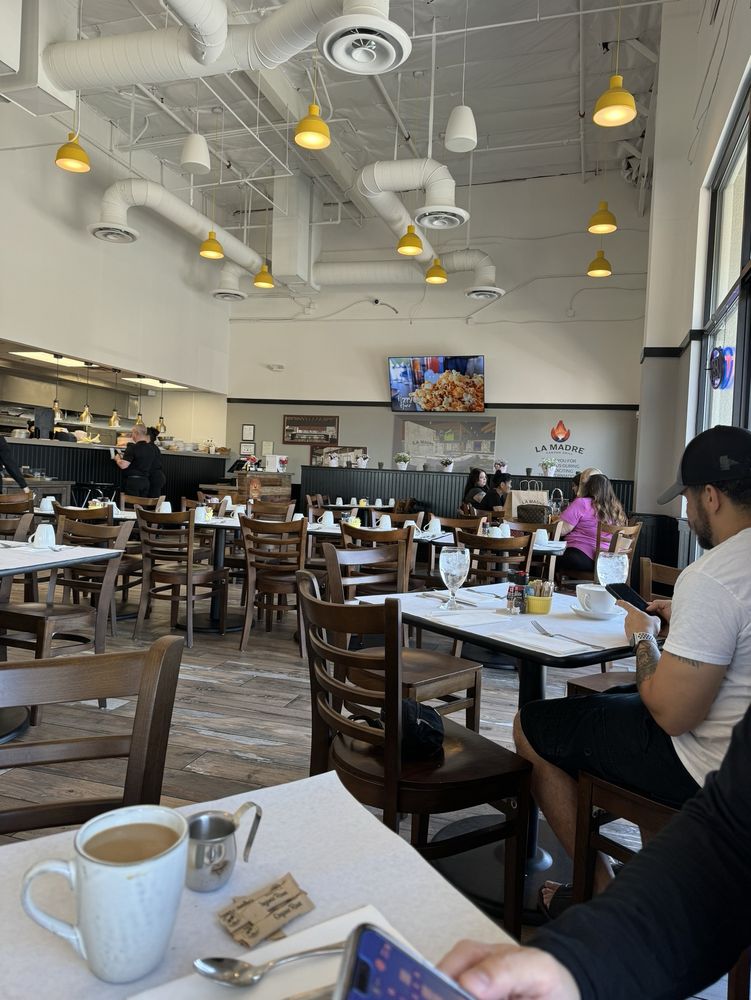 La Madre Canyon Grill - Photo 2