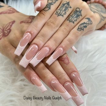 Daisy Beauty Nails - Nail Salons Near Me - Guelph, Ontario